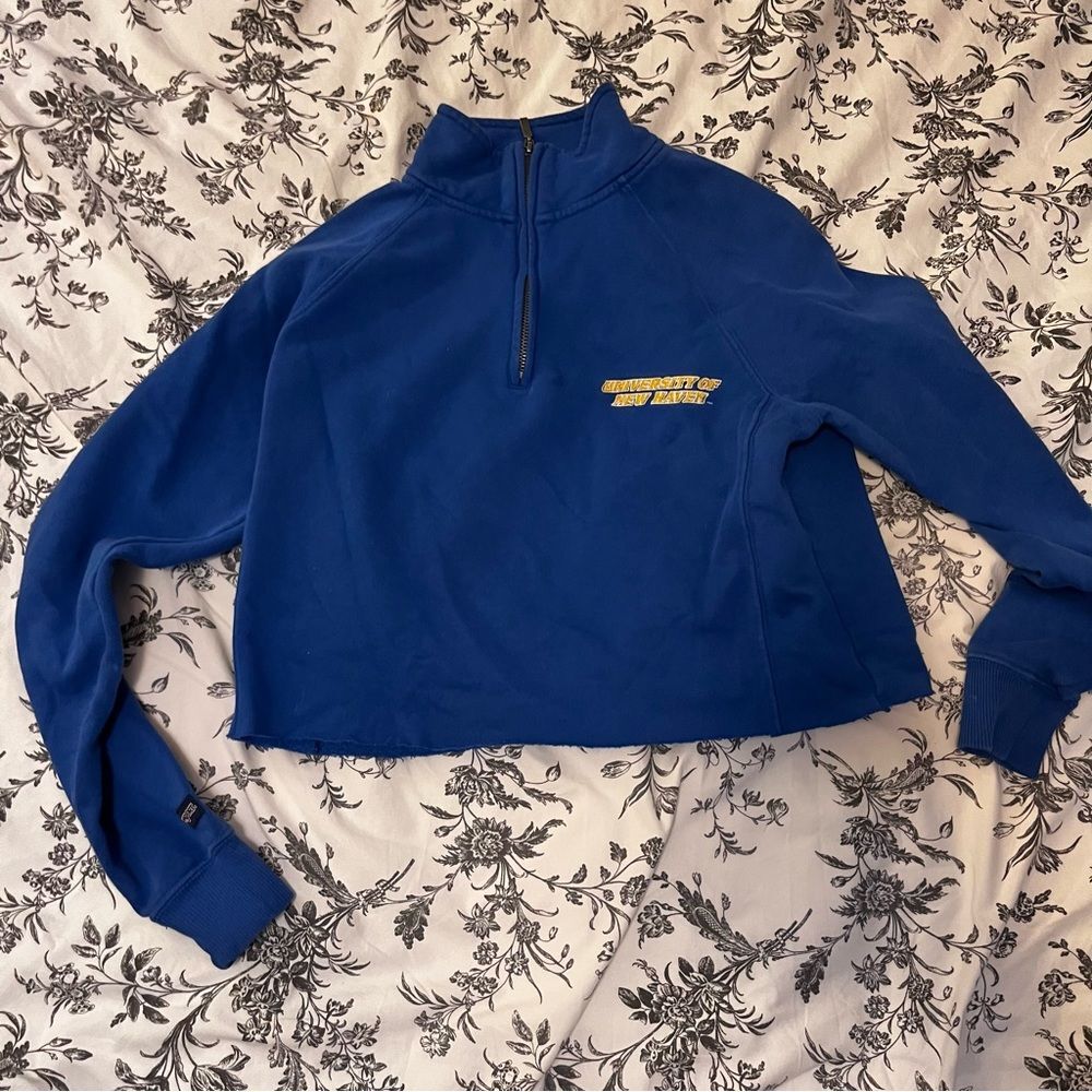 JanSport university cropped quarter zip size medium